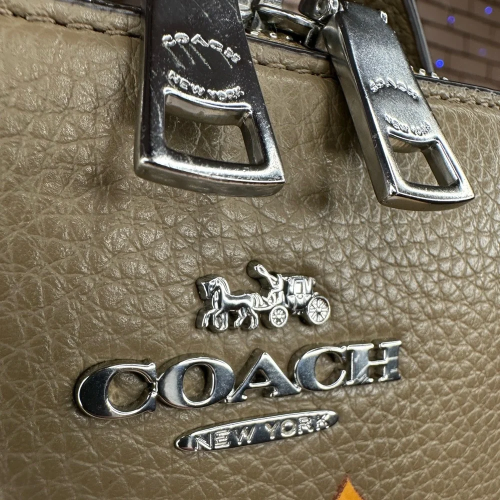 💥COACH - Coach X Jean Michel Basquiat Hexagonal Crossbody Bag - 2ST1 - Picture 7 of 17